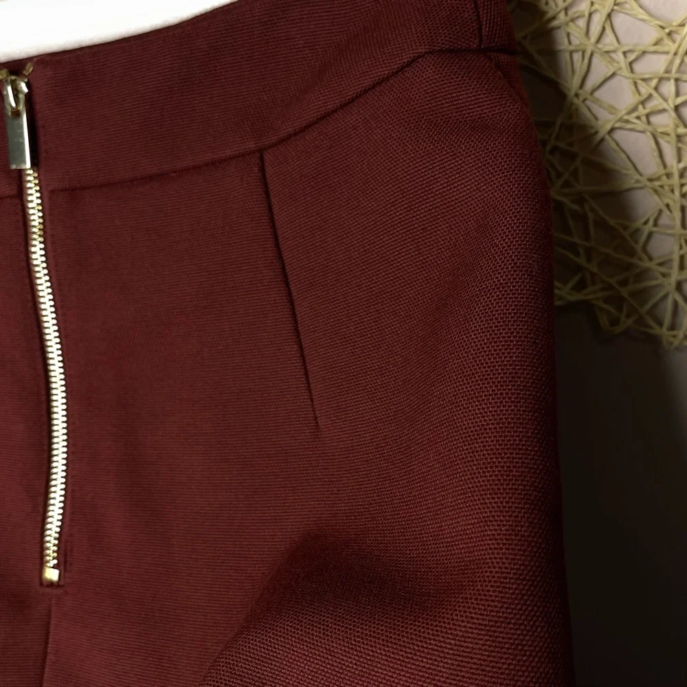 H&M Textured Woven Zipper Mini Skirt (Maroon) - 8